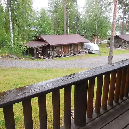別荘 Uranlinna Urajärvi